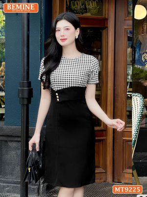 Đầm thiết kế cổ tròn eo kiểu đính nút dáng chữ A MT9225 1