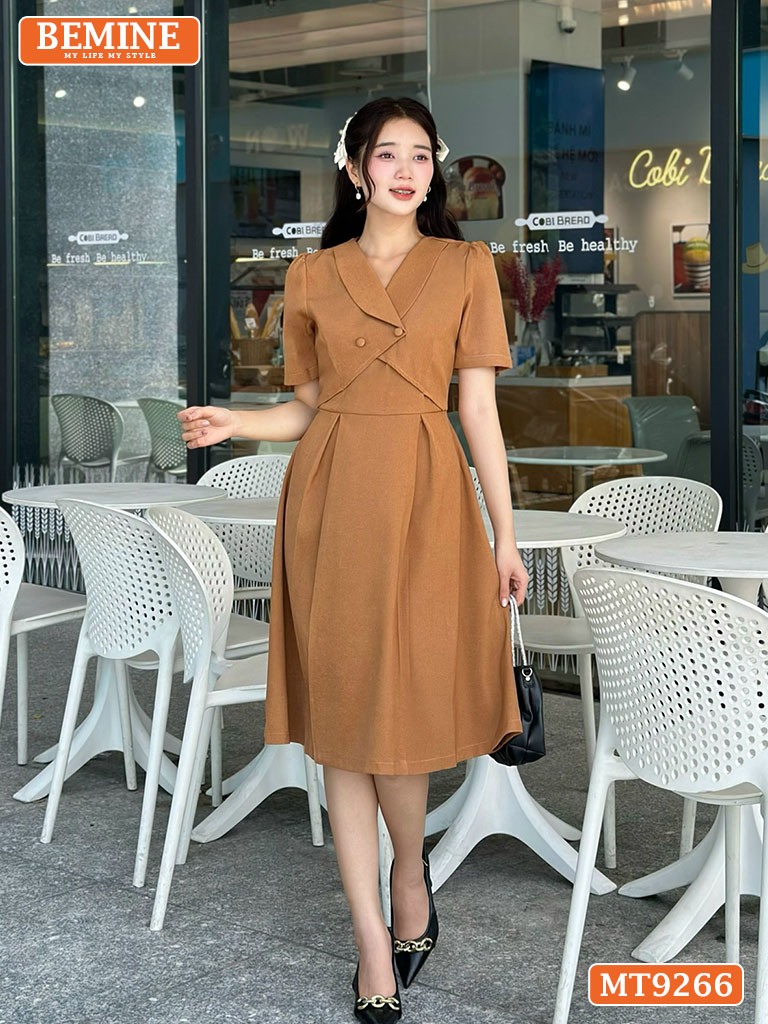 Đầm thiết kế giả vest chéo vạt đính nút dáng xòe MT9266 2