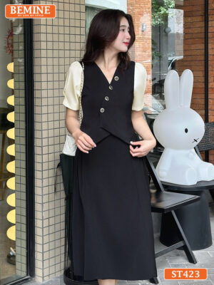 Set áo cổ V đính nút tay phồng chân váy xếp ly ST423