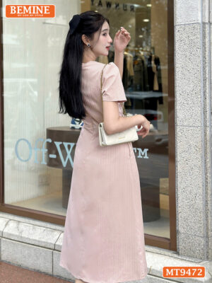 Đầm thiết kế BEMINE cổ tim vạt chéo đính nút MT9472 4