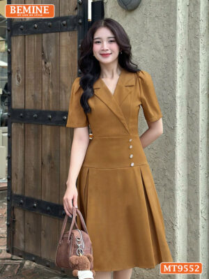 Đầm thiết kế BEMINE cổ vest dáng chữ A eo đính cúc MT9552