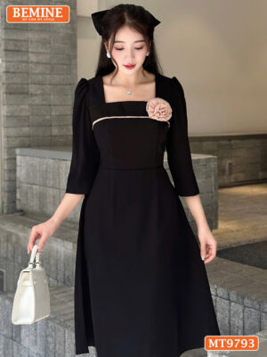 Đầm thiết kế BEMINE cổ vuông viền ngực MT9793