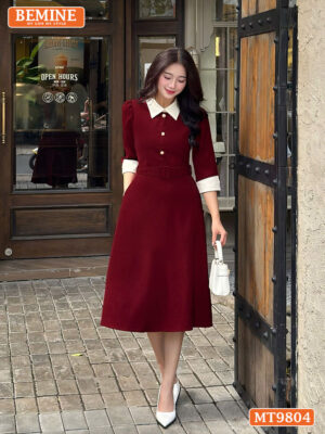 Đầm thiết kế BEMINE cổ đức xòe tay đính cúc MT9804