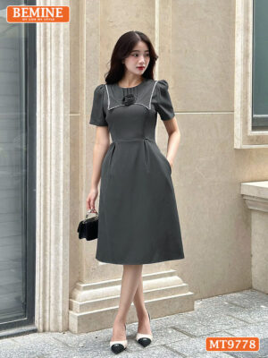 Đầm thiết kế BEMINE cổ tròn ngực đính hoa MT9778