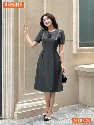 đầm thiết kế BEMINE cổ tròn ngực đính hoa MT9778