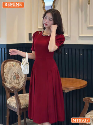 Đầm thiết kế BEMINE cổ tròn đính ngọc viền MT9937