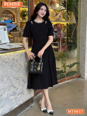 Đầm thiết kế BEMINE cổ tròn đính ngọc viền MT9937