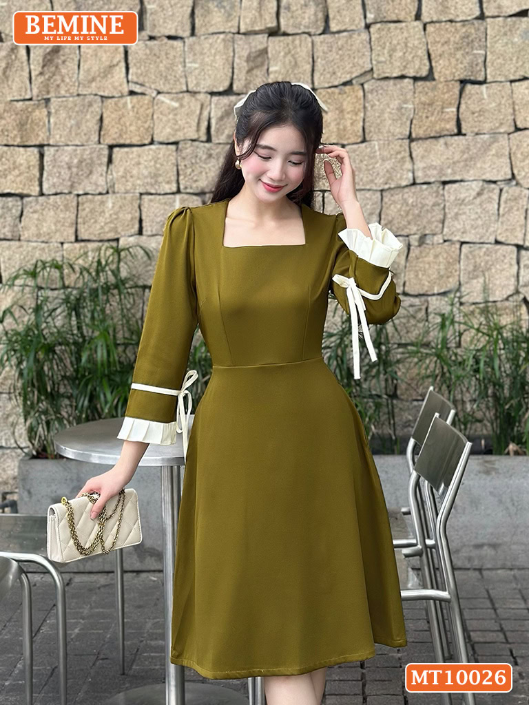 Đầm BEMINE cổ vuông tay phối viền dây nơ MT10026