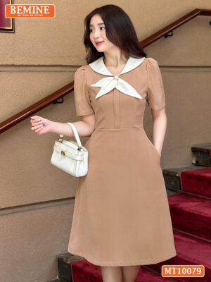 Đầm thiết kế BEMINE cổ trụ phối nơ lá MT10079