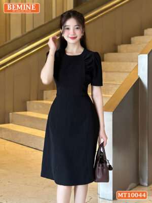 Đầm thiết kế BEMINE cổ tròn nhún ngực hai bên mt10044