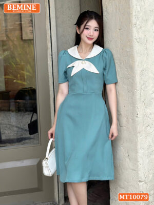 Đầm thiết kế BEMINE cổ trụ phối nơ lá MT10079