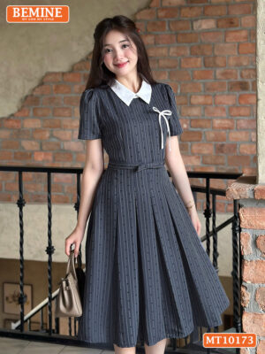 Đầm thiết kế BEMINE cổ đính nơ tùng xếp ly MT10173