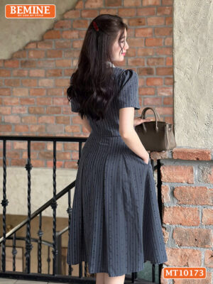 Đầm thiết kế BEMINE cổ đính nơ tùng xếp ly MT10173
