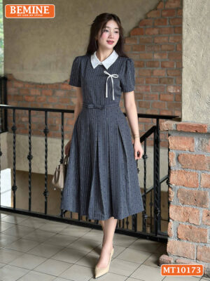 Đầm thiết kế BEMINE cổ đính nơ tùng xếp ly MT10173
