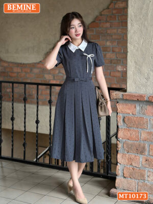 Đầm thiết kế BEMINE cổ đính nơ tùng xếp ly MT10173