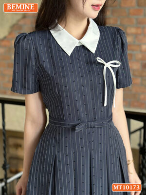 Đầm thiết kế BEMINE cổ đính nơ tùng xếp ly MT10173