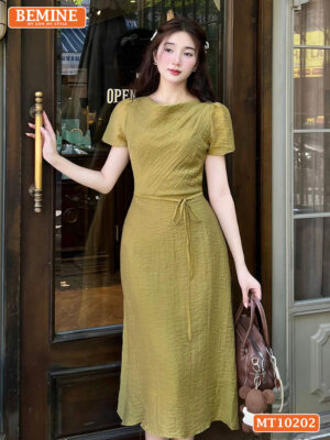 Đầm thiết kế BEMINE cổ tròn tơ nhăn MT10202