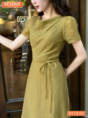 Đầm thiết kế BEMINE cổ tròn tơ nhăn MT10202