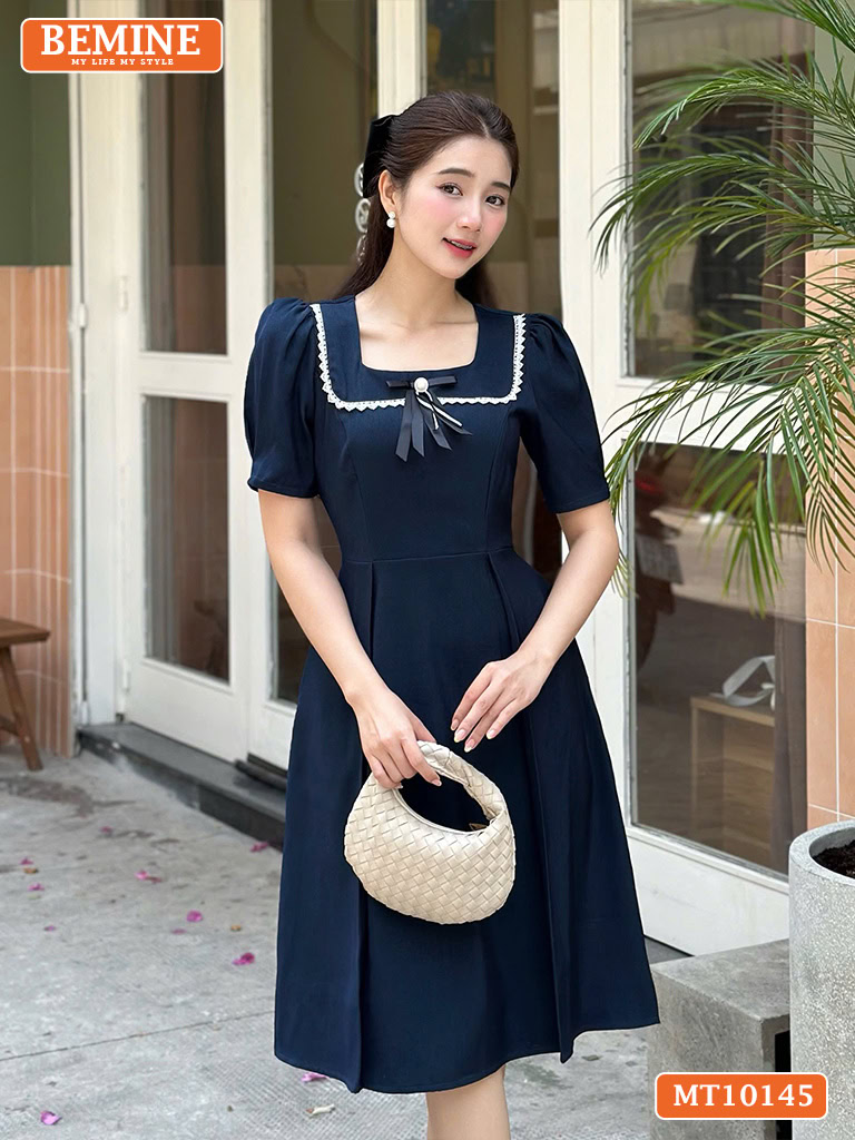 Đầm thiết kế BEMINE cổ vuông viền ren nơ MT10145