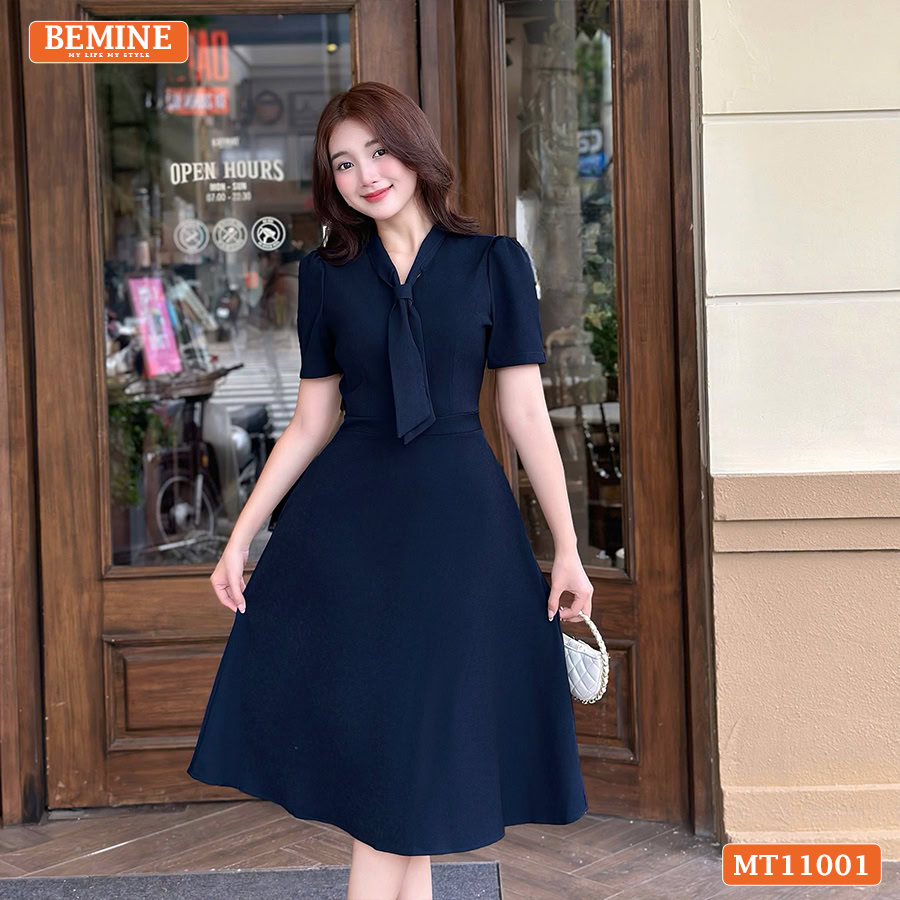 Thiết kế đầm công sở BEMINE MT11001 màu xanh nhã nhặn đi làm.