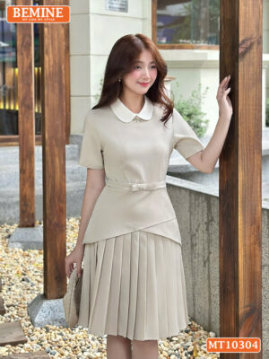 Đầm thiết kế BEMINE cổ sen kiểu váy xếp ly MT10304