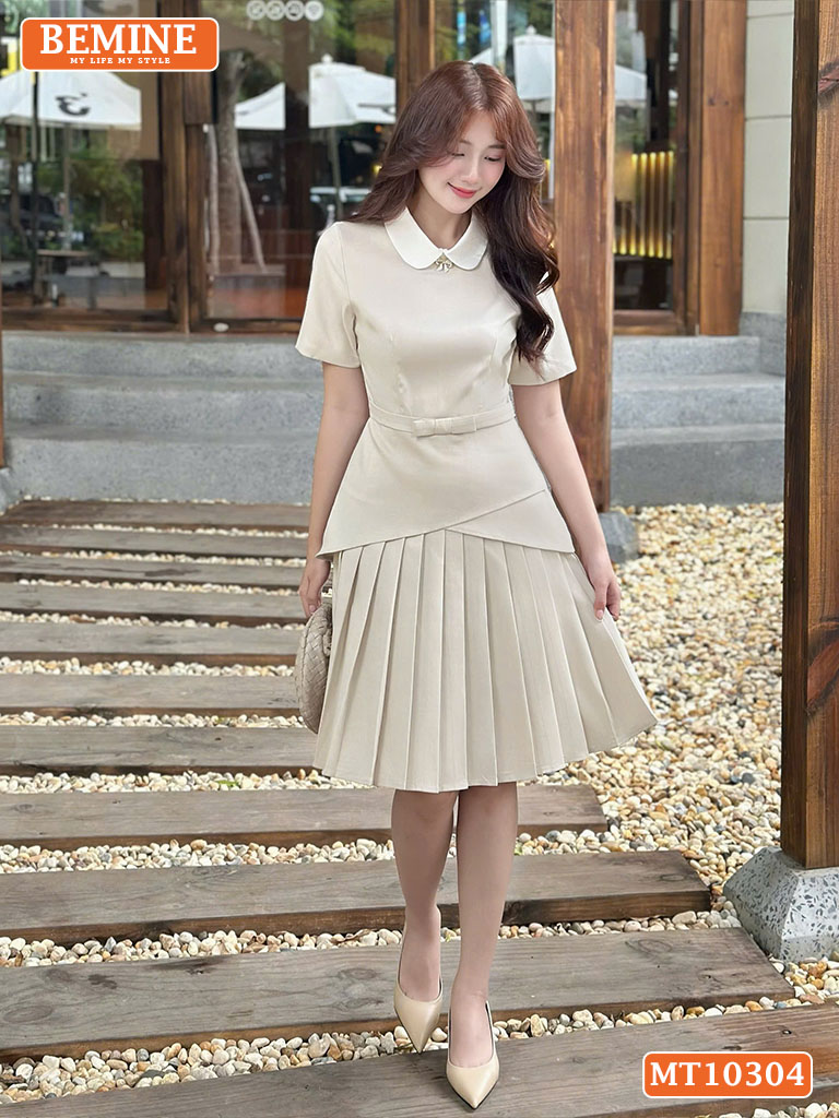 Đầm thiết kế BEMINE cổ sen kiểu váy xếp ly MT10304