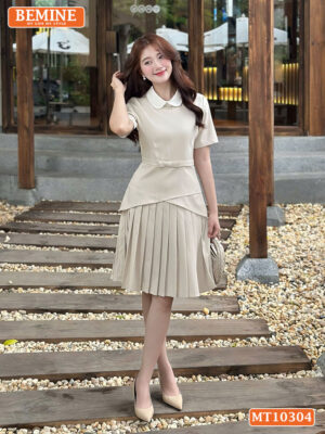 Đầm thiết kế BEMINE cổ sen kiểu váy xếp ly MT10304