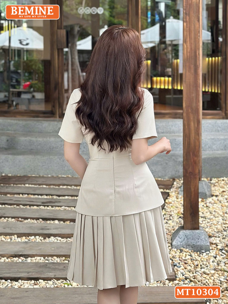 Đầm thiết kế BEMINE cổ sen kiểu váy xếp ly MT10304