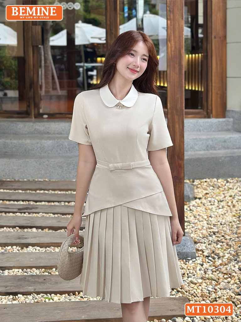 Đầm thiết kế BEMINE cổ sen kiểu váy xếp ly MT10304