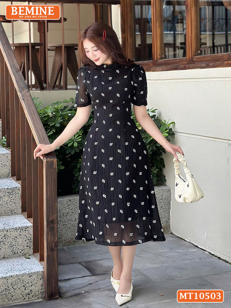 Đầm thiết kế BEMINE cổ tròn voan hoa MT10503
