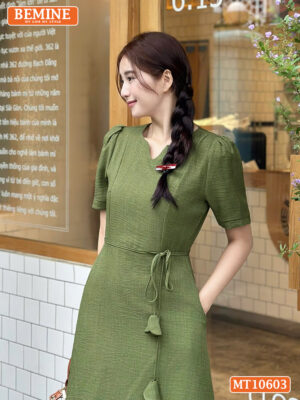 Đầm thiết kế BEMINE cổ tròn xẻ dáng chữ A MT10603