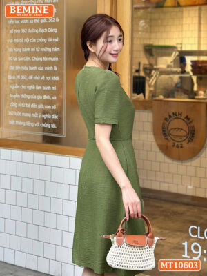 Đầm thiết kế BEMINE cổ tròn xẻ dáng chữ A MT10603