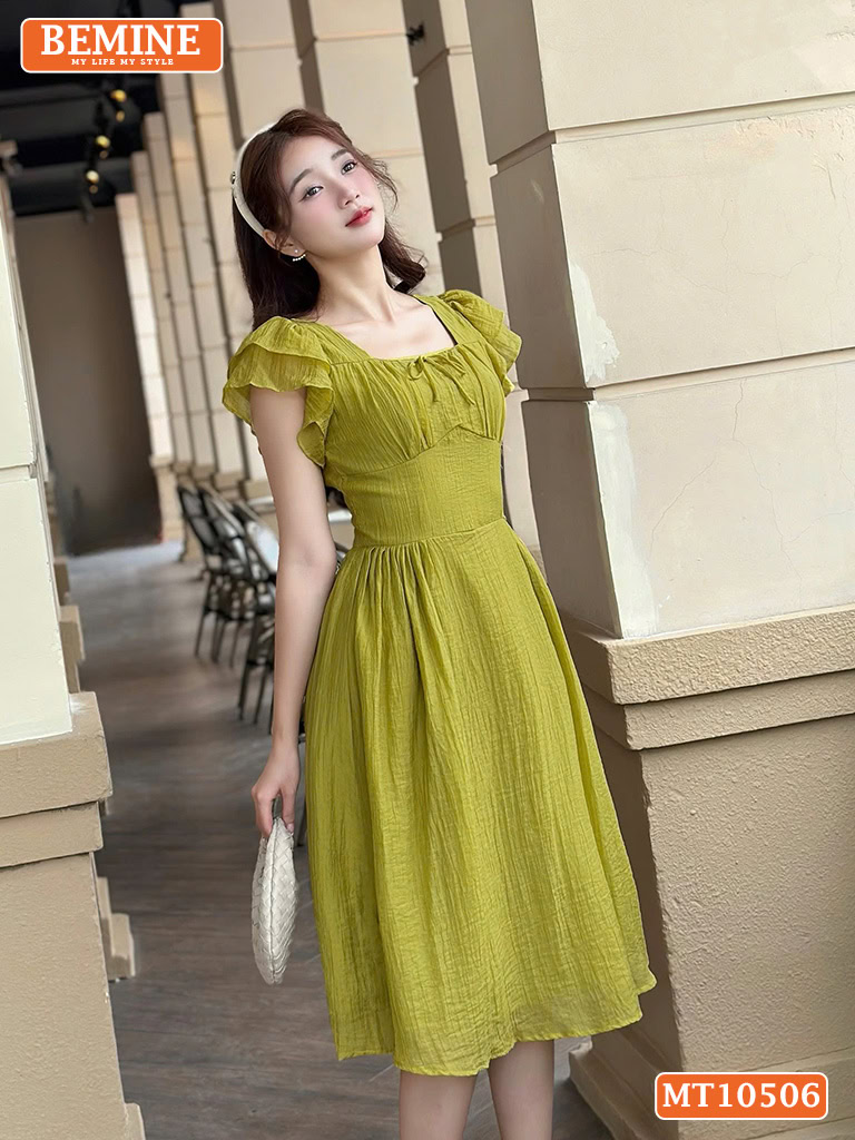 Đầm thiết kế BEMINE cổ vuông nhún ngực MT10506