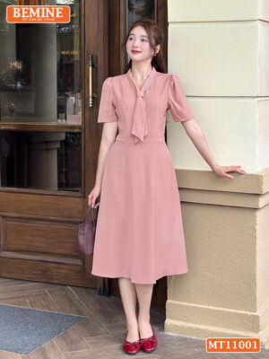 Đầm thiết kế BEMINE cổ tim dáng chữ A MT11001