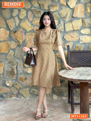 Đầm thiết kế BEMINE cổ tròn nơ vai MT11163 hình ảnh