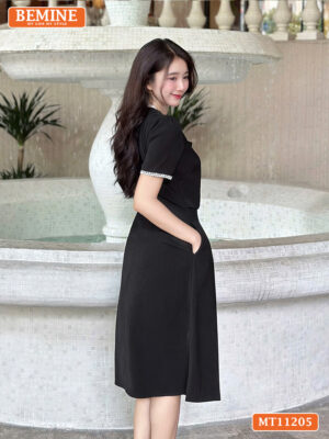 Đầm Thiết Kế BEMINE Cổ Tròn Phối Ren MT11205