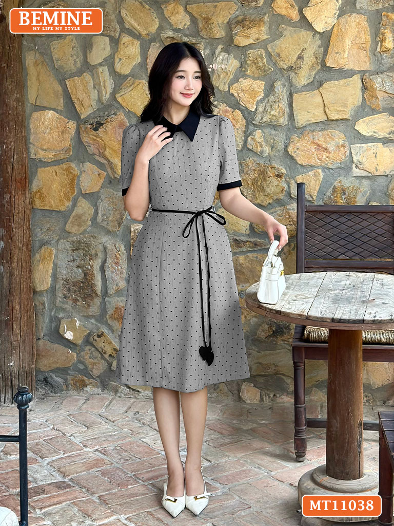 Đầm thiết kế BEMINE cổ đức thắt dây eo tim MT11038