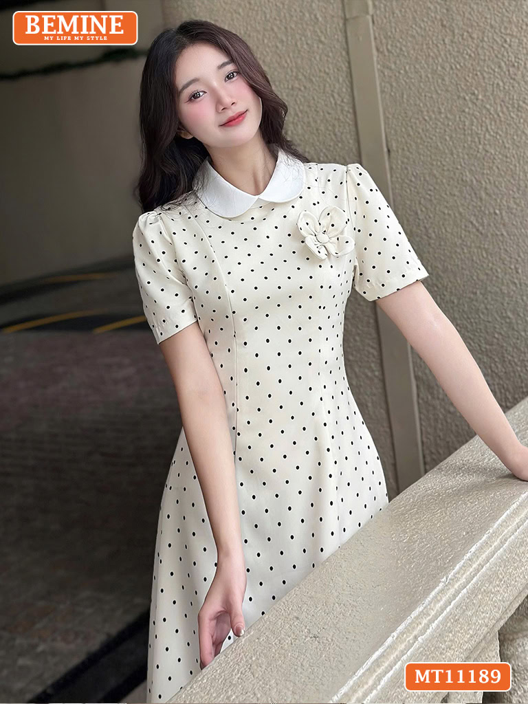 Đầm thiết kế BEMINE cổ sen ngực đính hoa MT11189