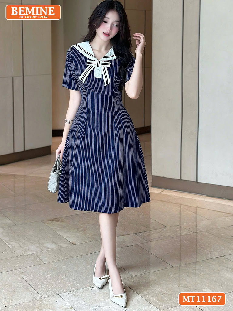 Đầm thiết kế BEMINE cổ thủy thủ sọc in MT11167