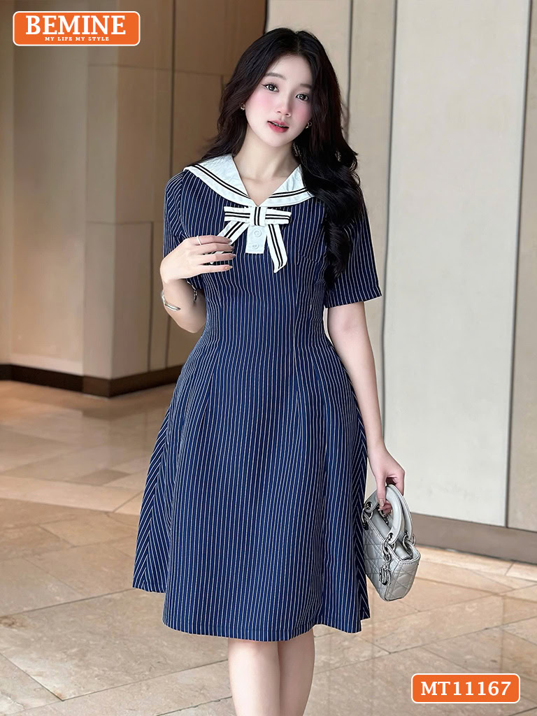 Đầm thiết kế BEMINE cổ thủy thủ sọc in MT11167