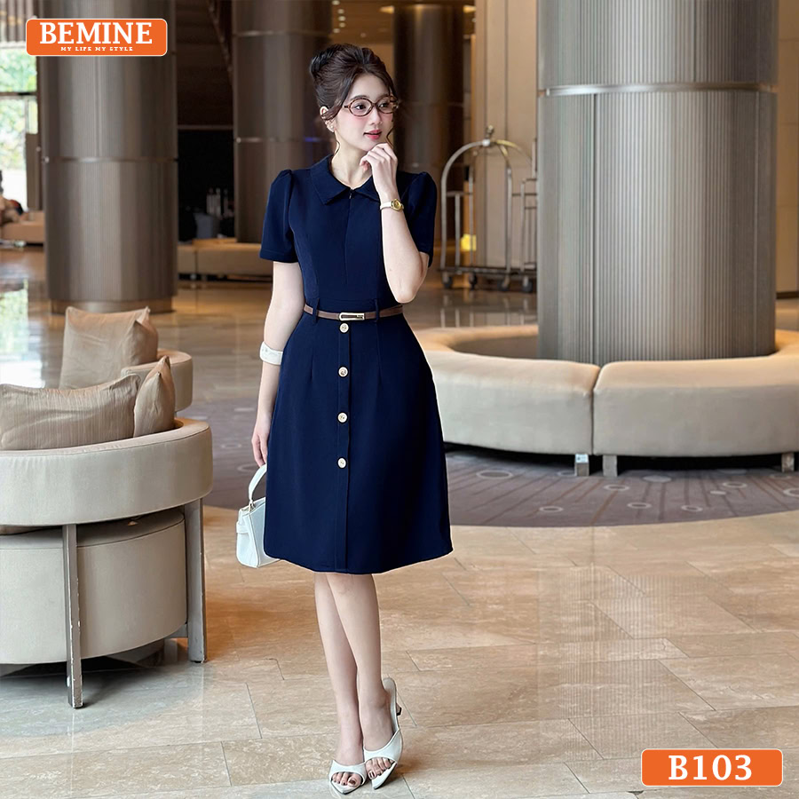 Đầm BEMINE B103 cổ đức, khóa kéo trước có thể điều chỉnh độ mở, tạo phong cách năng độn