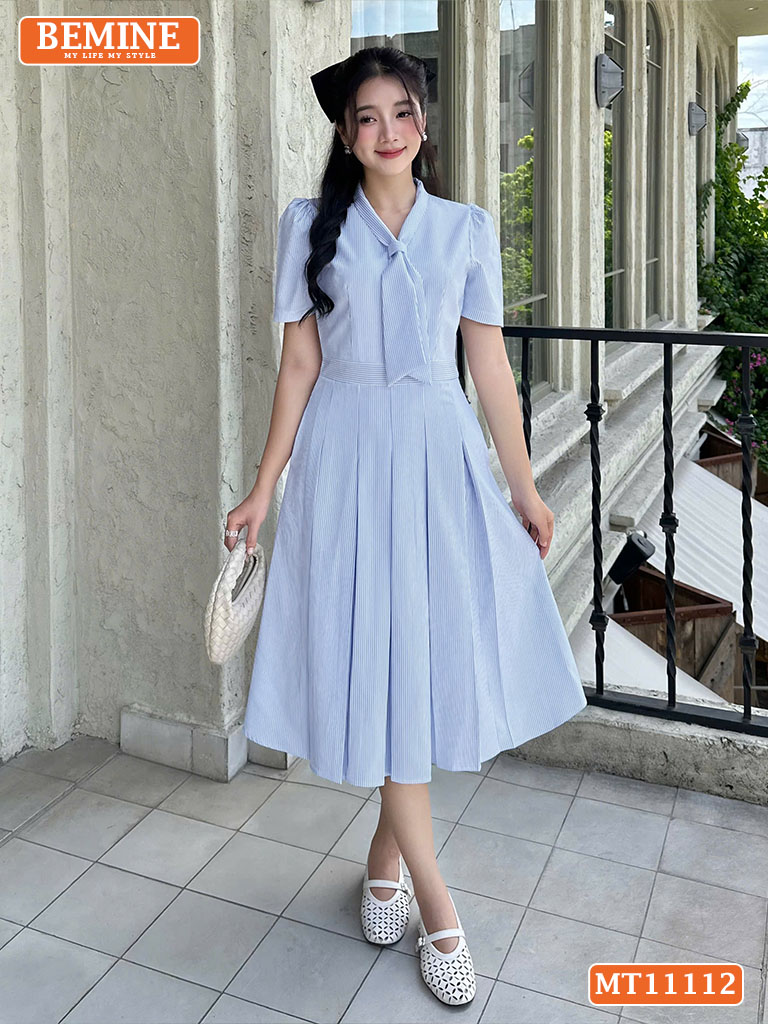 Đầm thiết kế BEMINE cổ cavat tùng xếp ly MT11112
