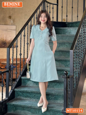 Đầm thiết kế BEMINE cổ tim đính cúc MT10154