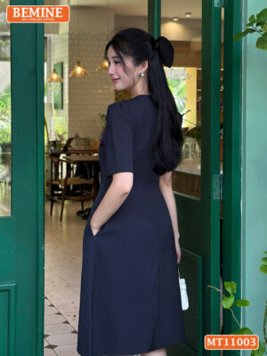 Đầm thiết kế BEMINE cổ tròn đính nơ MT11003