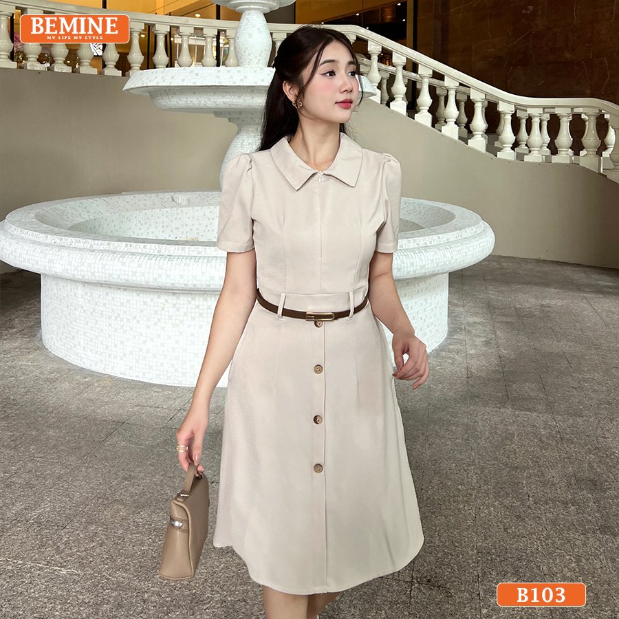 Ảnh chụp toàn thân đầm BEMINE B103 cổ đức, thể hiện rõ dáng váy và đường may ôm nhẹ