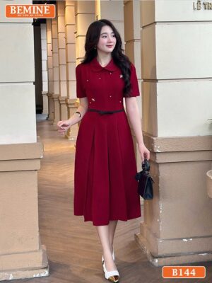 Chi tiết tùng váy xếp ly của chiếc đầm thiết kế BEMINE B144, tạo độ bồng bềnh cho trang phục đi tiệc.