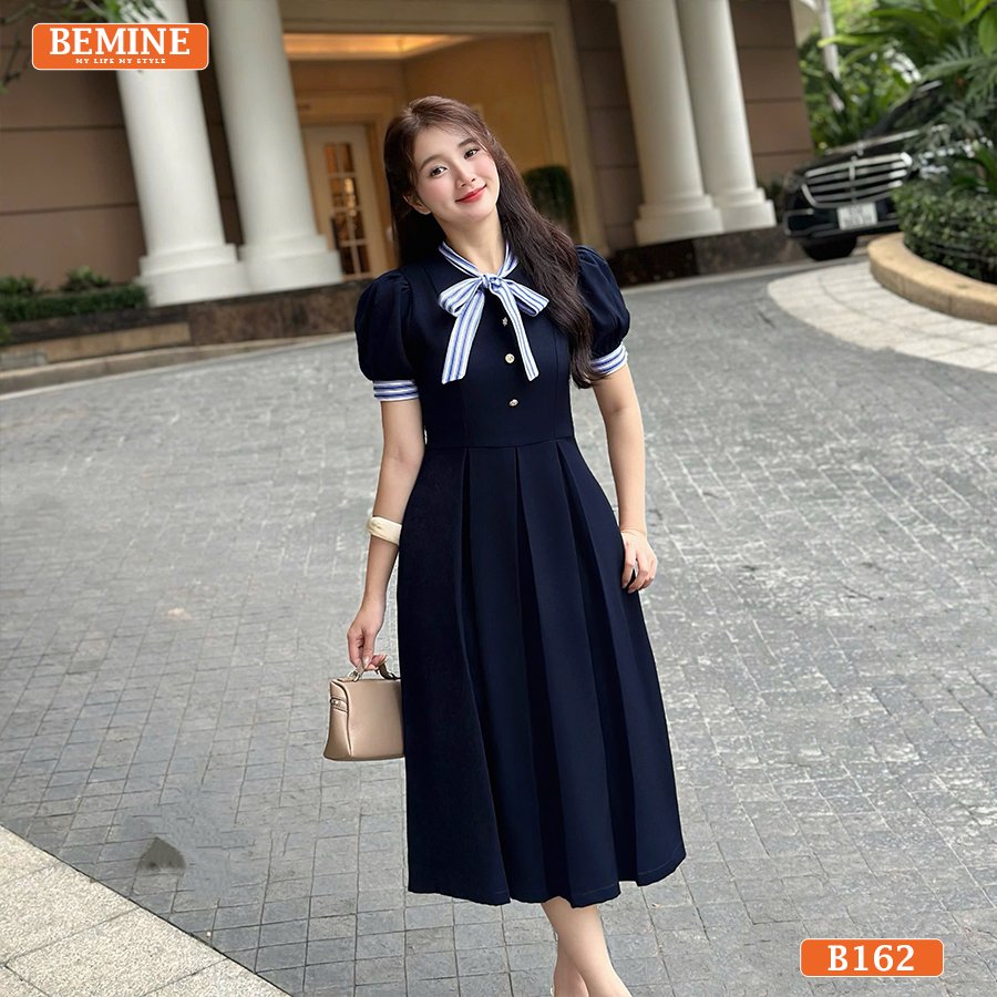 Đầm thiết kế BEMINE cổ trụ phối sọc nơ B162