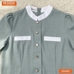 Chi tiết đường may và form dáng dài của Set BEMINE ST445, làm nổi bật sự duyên dáng của người mặc.