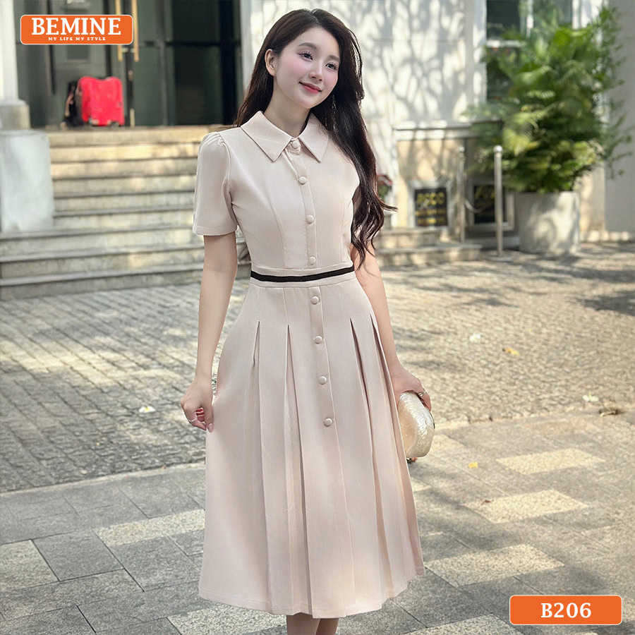 Người mẫu diện đầm BEMINE B206 dáng chữ A, phong cách thời trang văn phòng hiện đại.