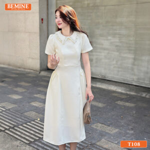 Người mẫu diện đầm BEMINE T108 dáng dài thướt tha, phong cách dự tiệc đẳng cấp và cuốn hút.